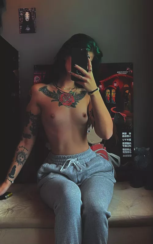 Looking for a little attention and chatting by RelationshipCrafty74