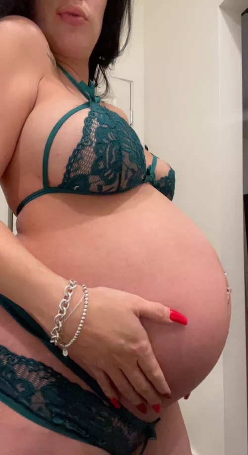 Mommy is playful . Let’s play by Pregnantlucybush