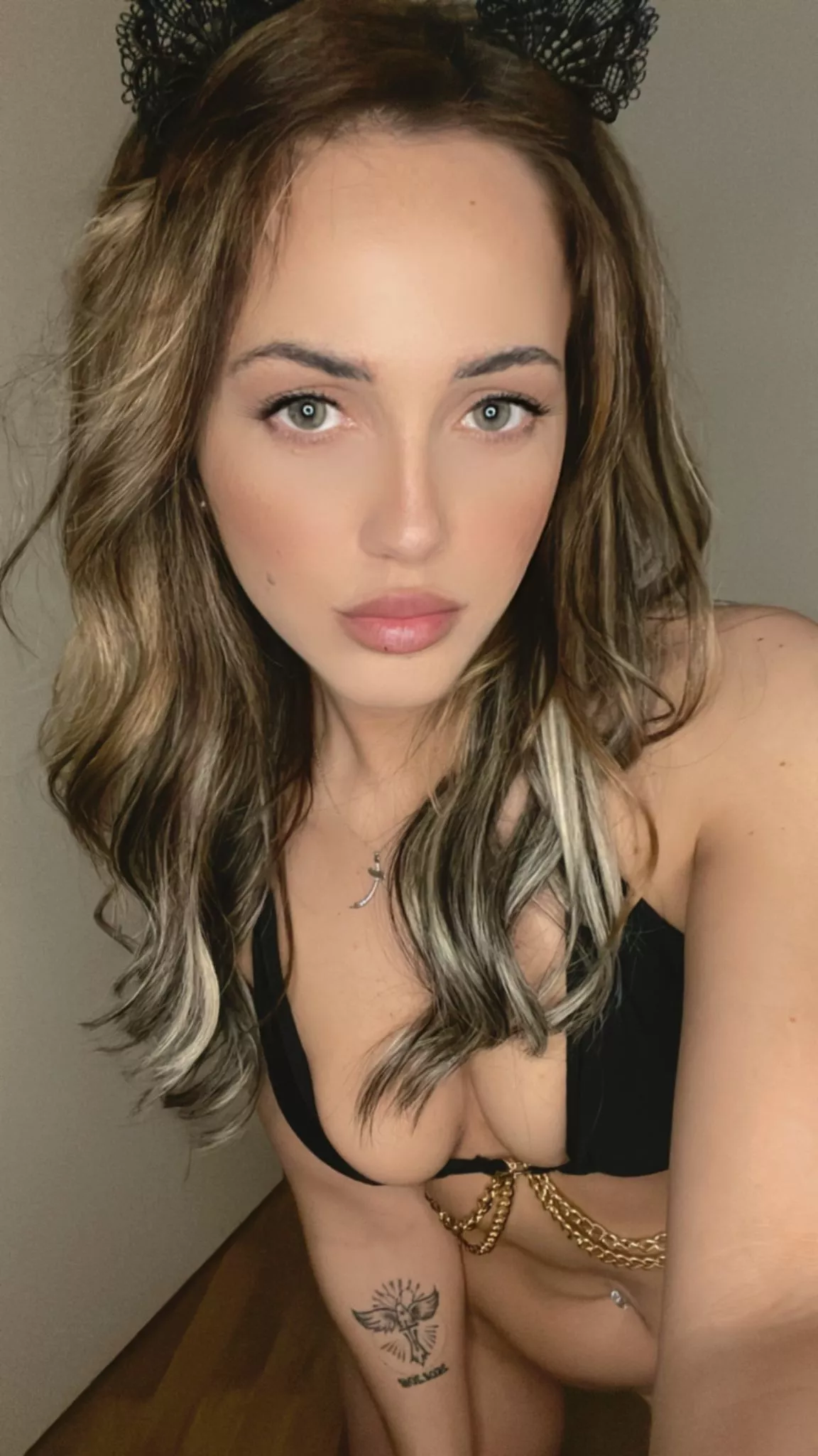 my husband said im ugly posted by skylarzdan