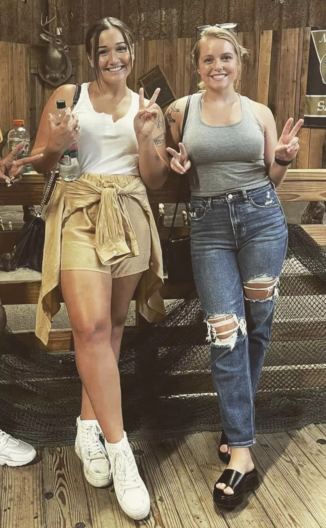 Peace ✌️ posted by WarrenPeace678