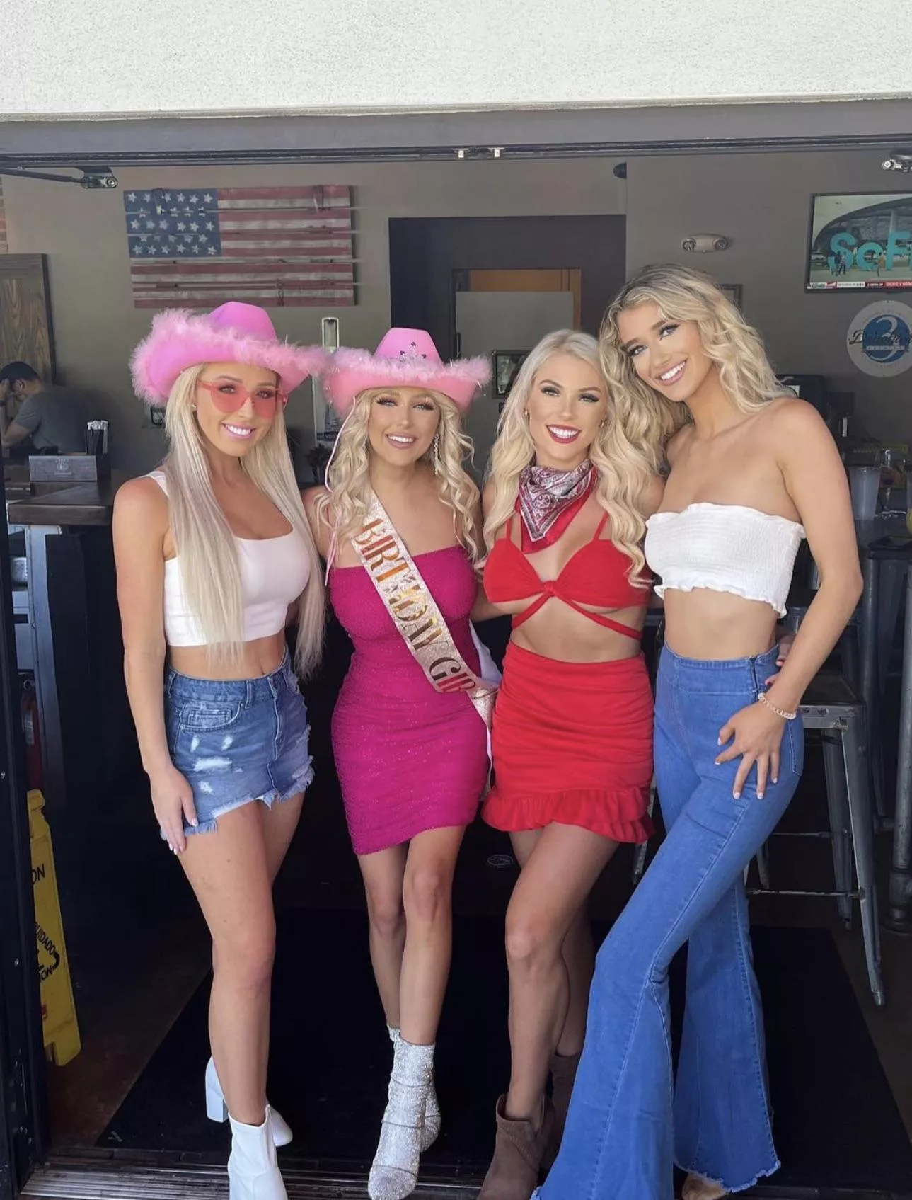 Pick one posted by Boobb_dylan