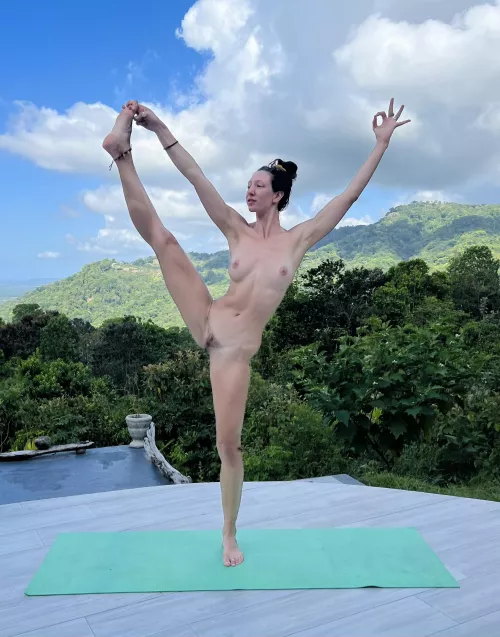 Practicing in paradise by steph_in_space