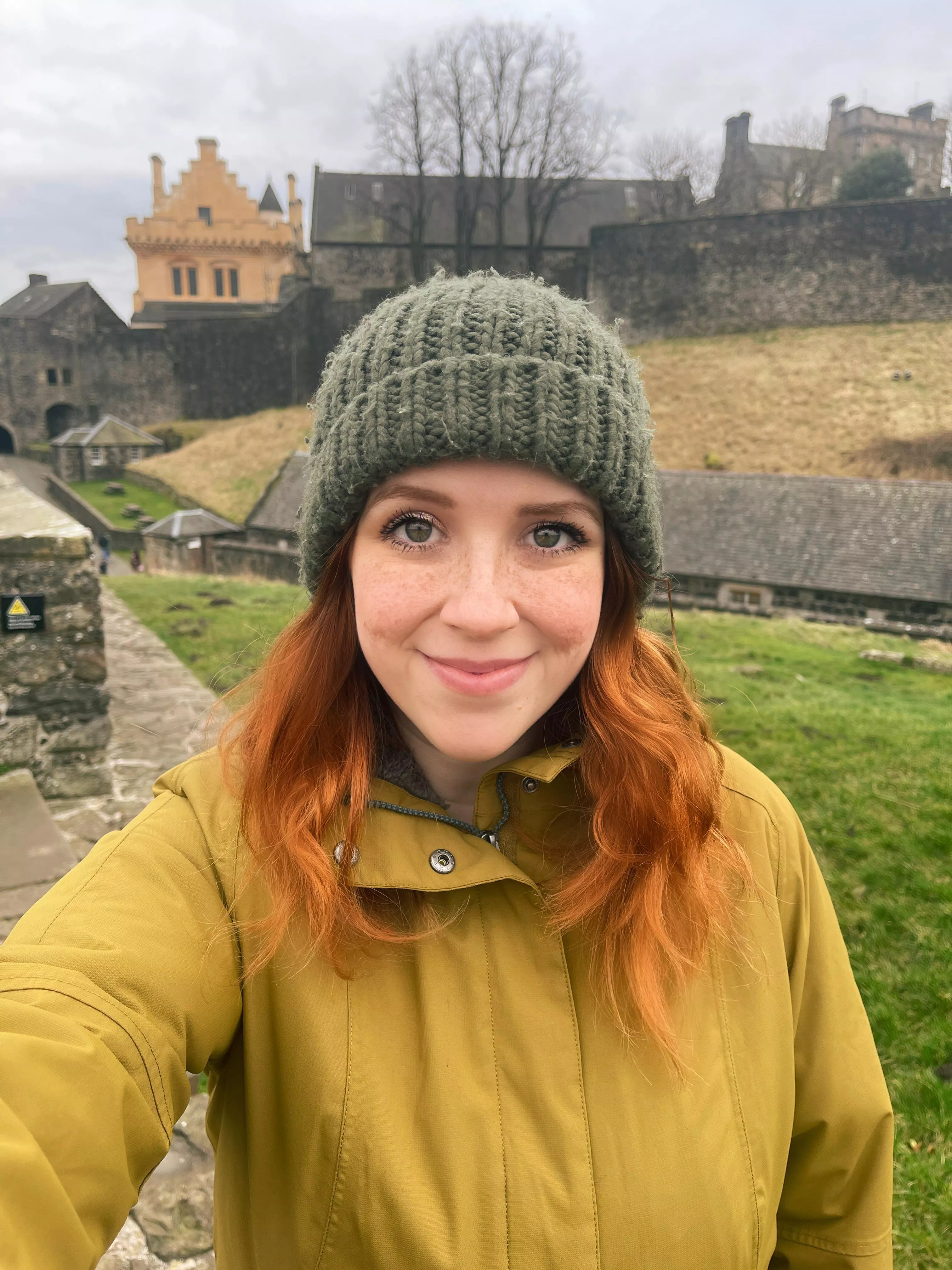 Rainy days and castles just seem to go together! [F] posted by snildeep