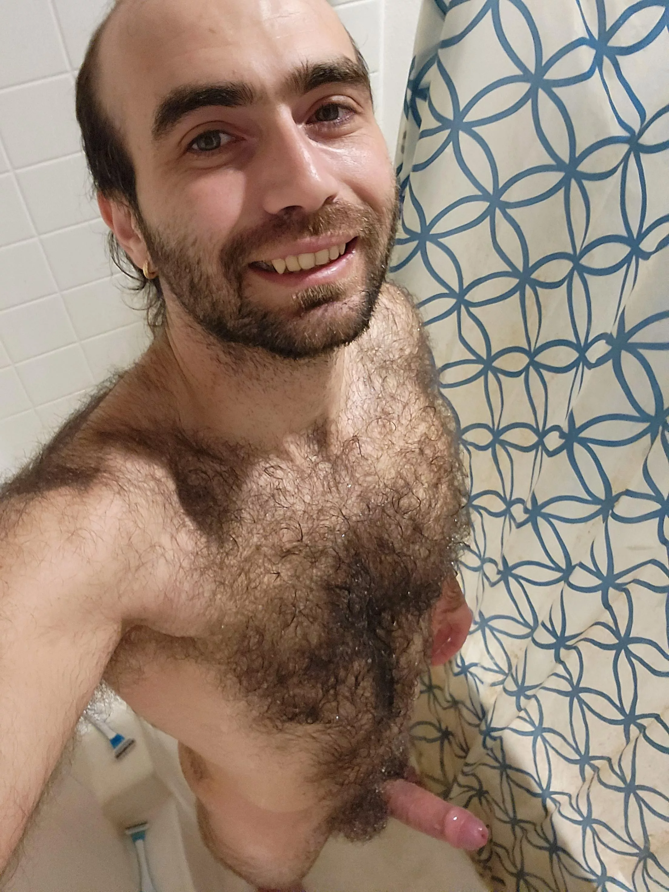 rate me out of 5 stars, please. posted by hoter_thena_fireman