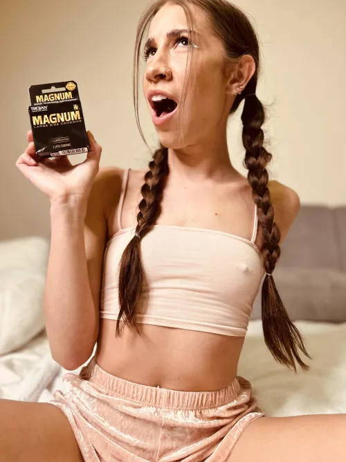 suck, fuck, squirt, repeat. by littlebopeep333