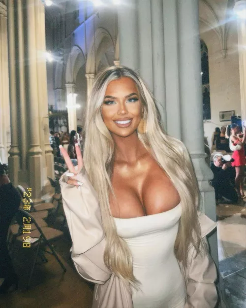 sylvijaa by BracesBikinisLover