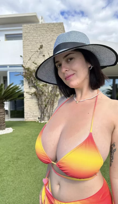 The goddess by pitsmanldn