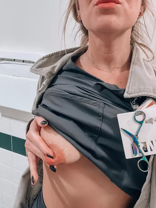 Trying to get in some trouble at work again, just for you. by Momslittlesecretxxx