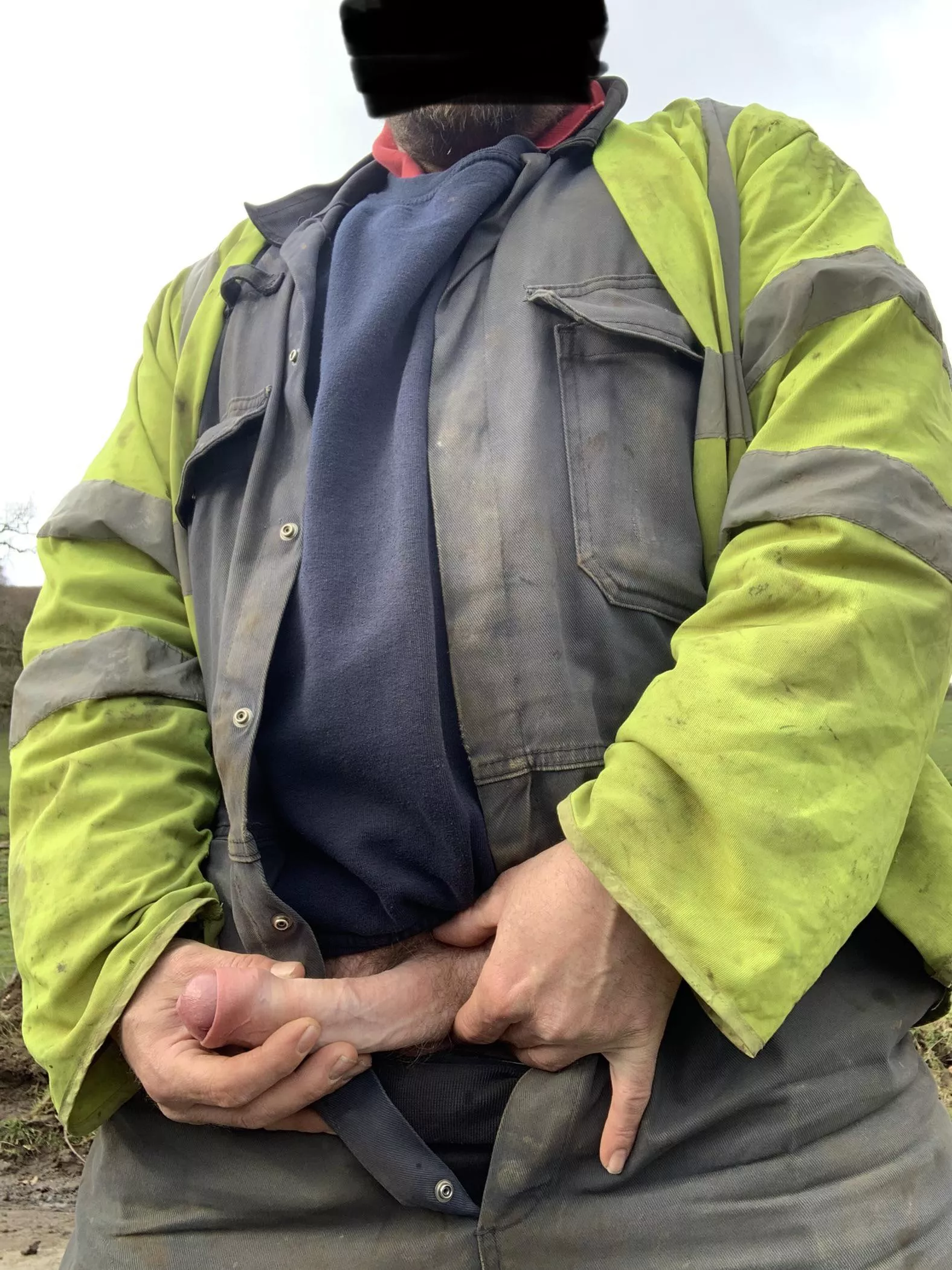 Two handed job this morning 😂 posted by Reallybored3