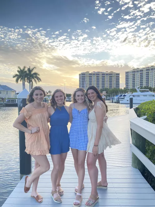 Vacation ladies by Carbs510