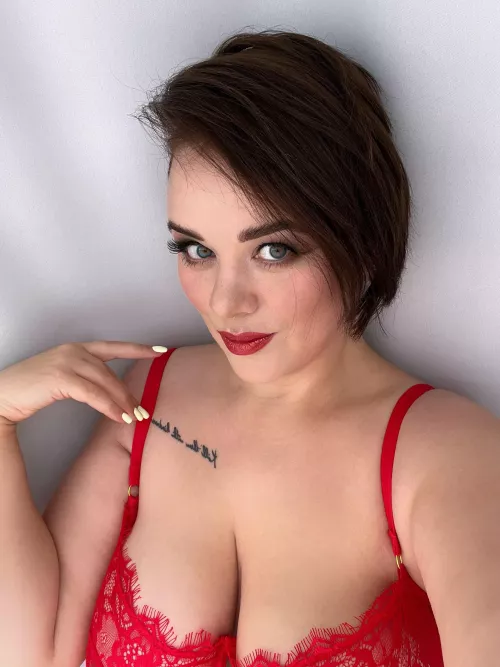 Well hello there by Domme_Vesper