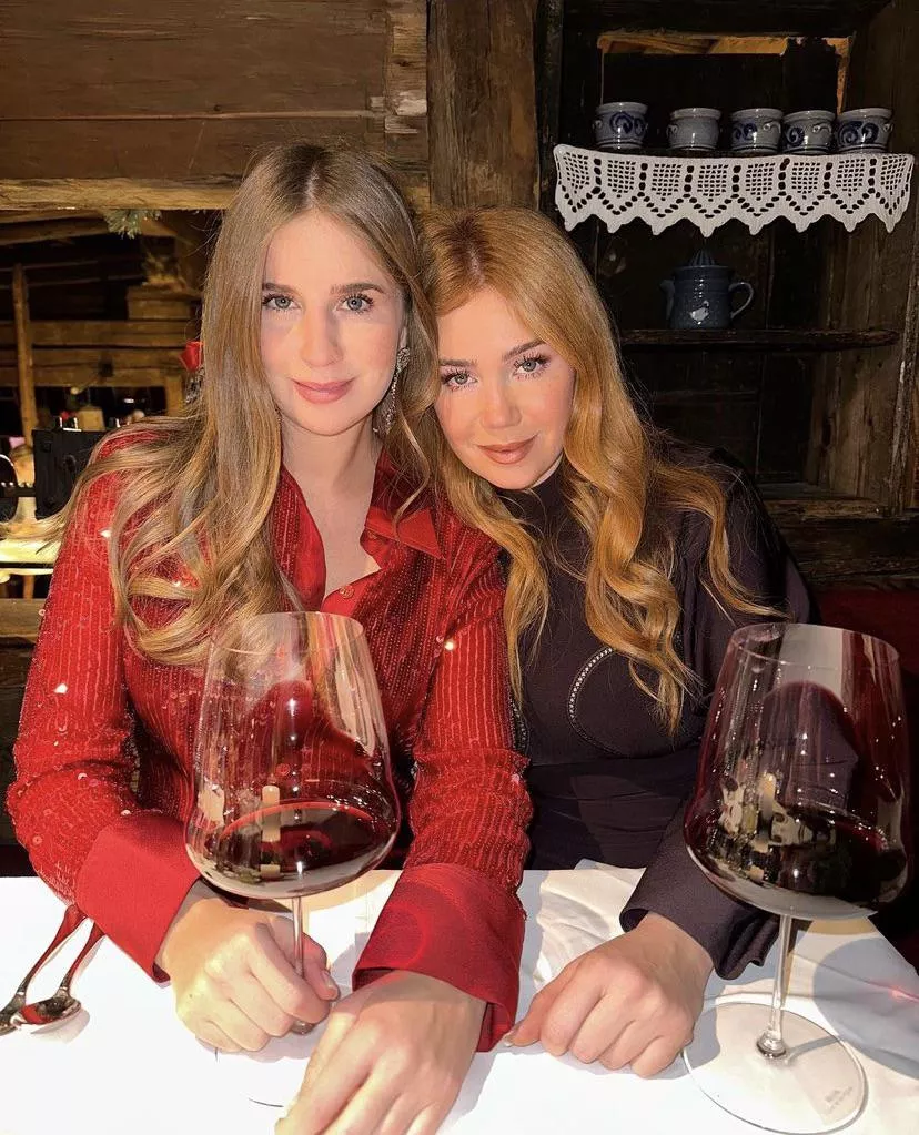 Which classy lady? posted by Toikal