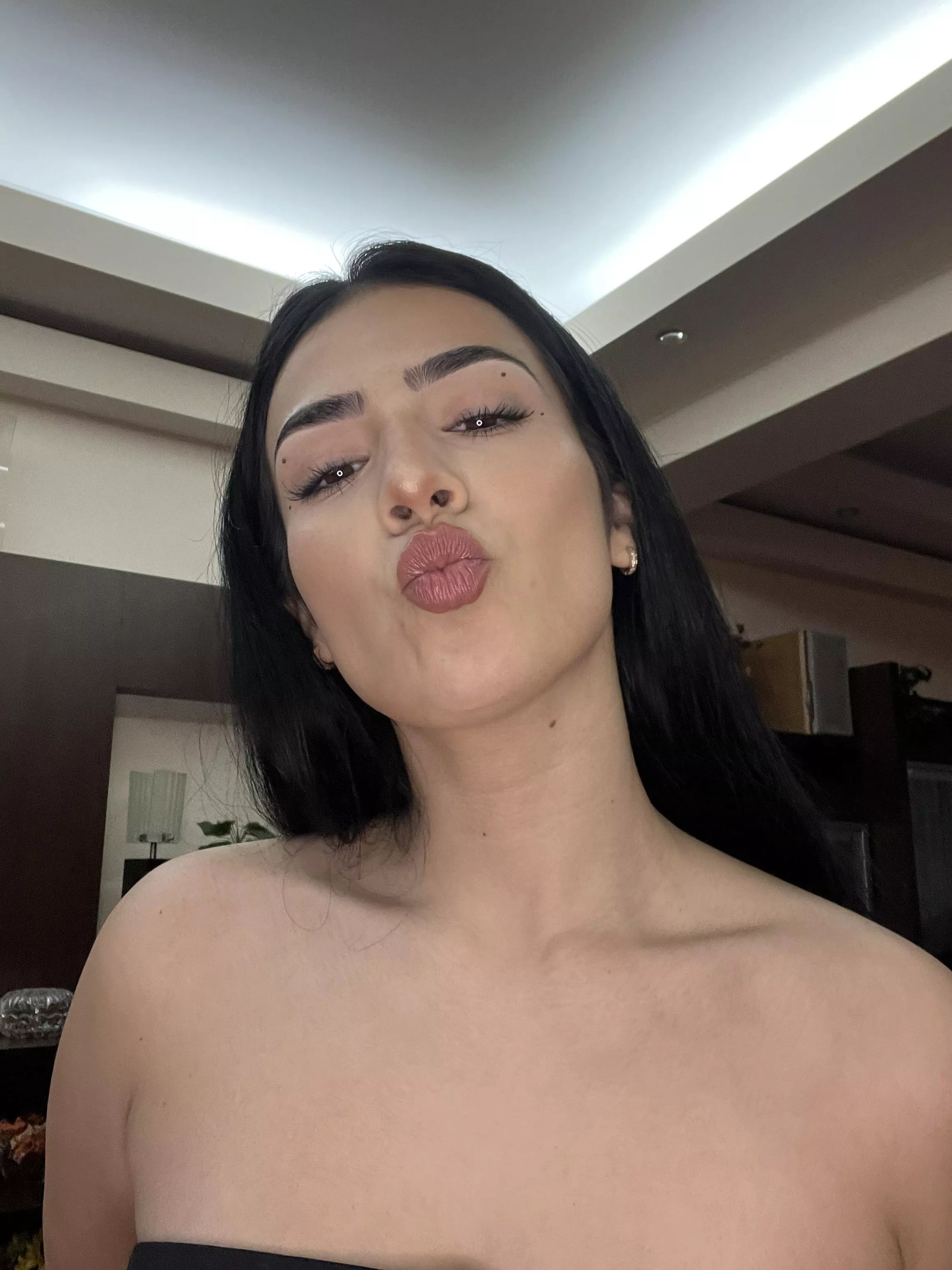 Who wants naughty babe here?💦😈 posted by Ivanadreams