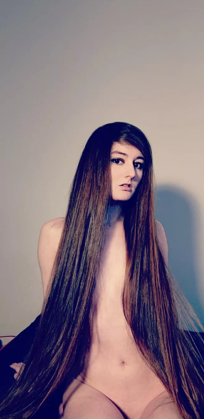 would you brush my hair if we were [F]riends? (OC) posted by Dry-Depth-5551