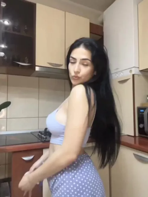 Would you fuck a 19yo with a big ass by Ivanadreams