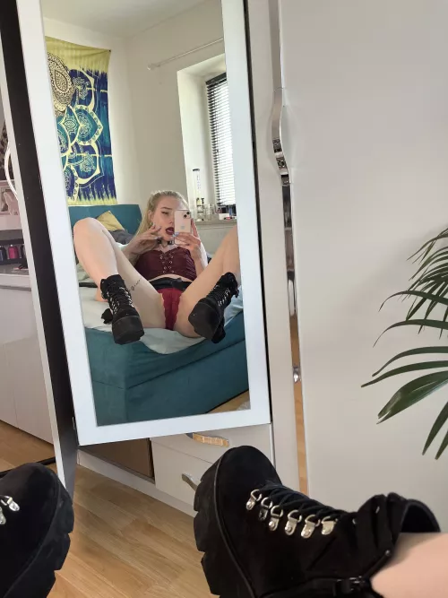 Would you fuck me on the first date if i wear like this? by cutescenes