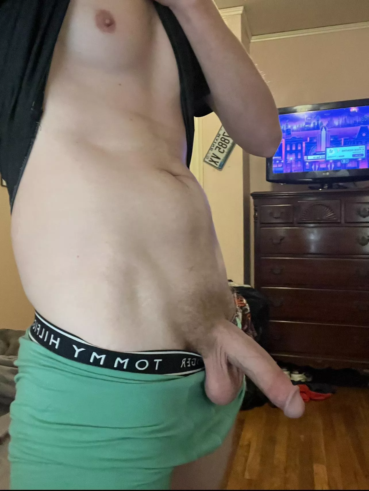 Yeah bro I do really still rock a full bush. Wanna see? posted by Throwaway517663