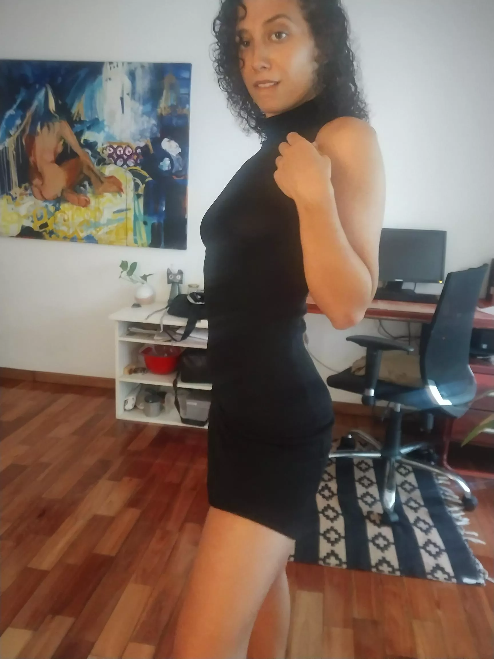 you can see all my curves posted by bruja_bruta