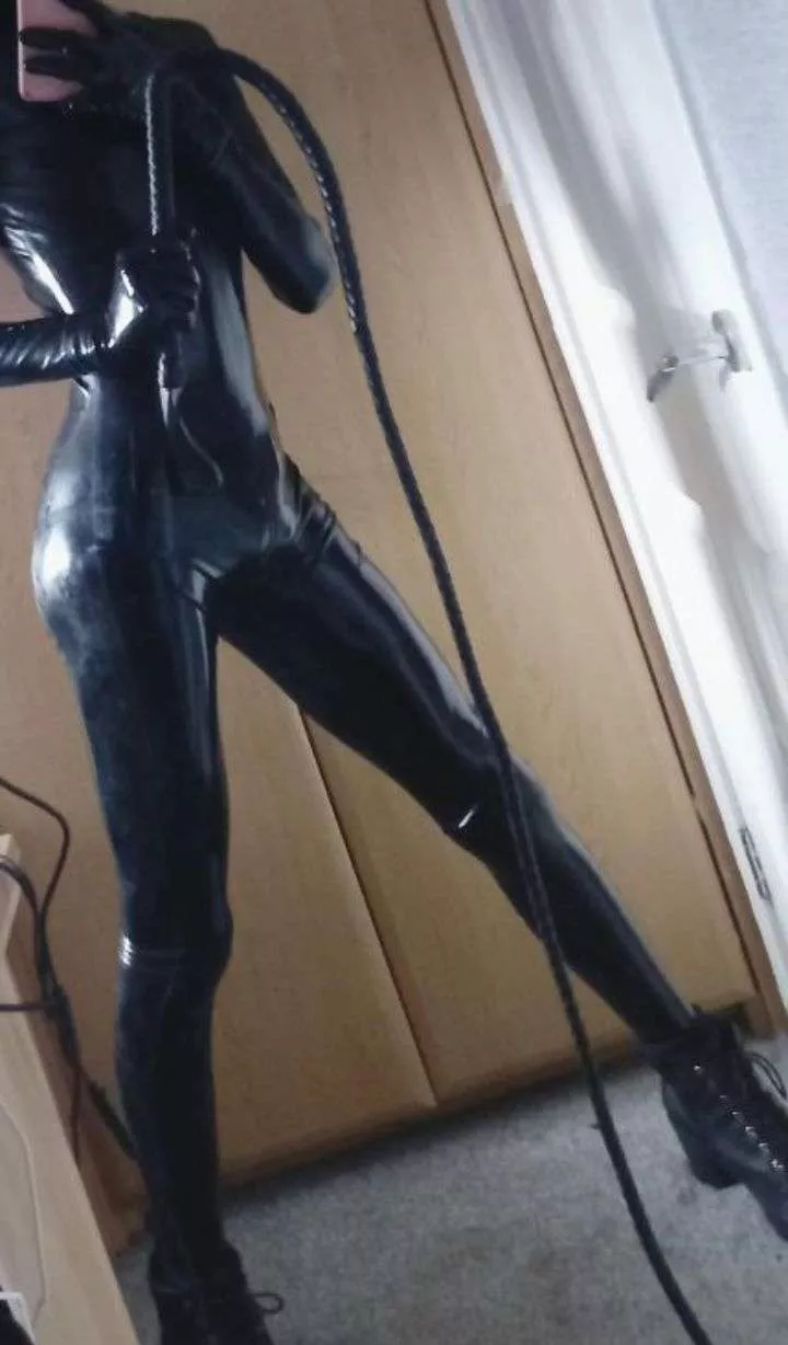 20 looking for a muscle boy to edge @kohhot posted by lottalita7