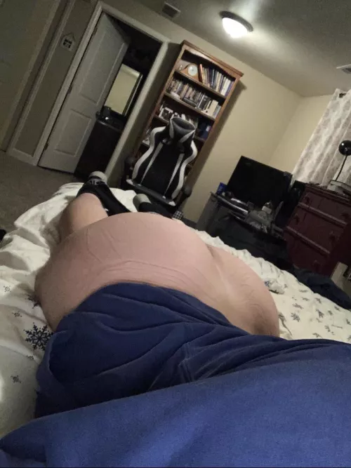 [25] my bf says I need to workout more my ass isn’t big enough:/ by masn09