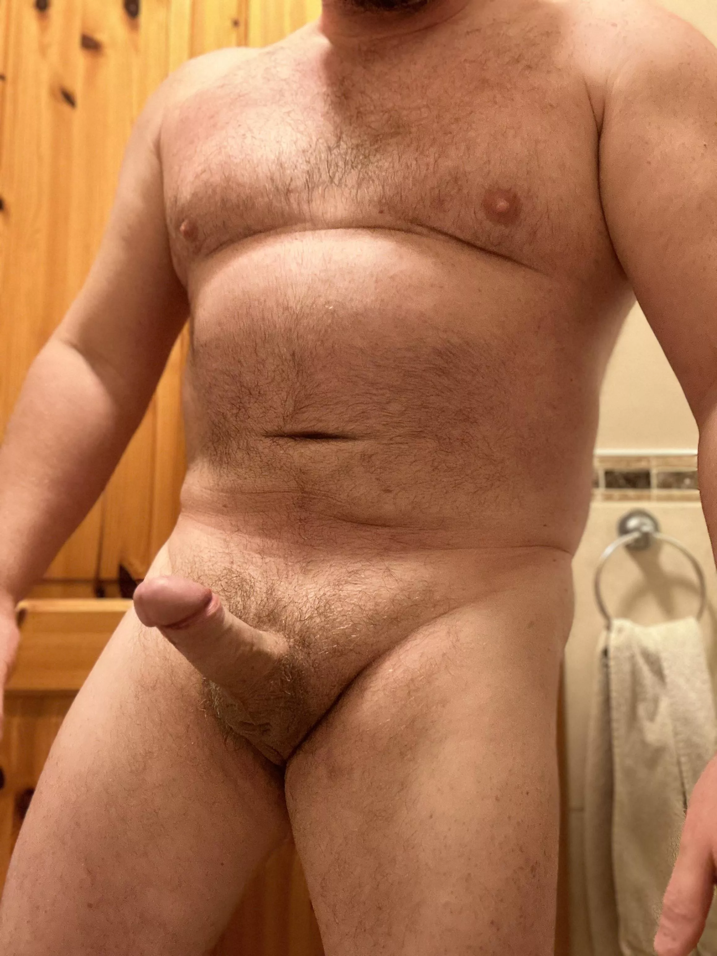 [51] Do girls really like dad bods or do you just say that to make us feel good? posted by PoppaSmurf2023