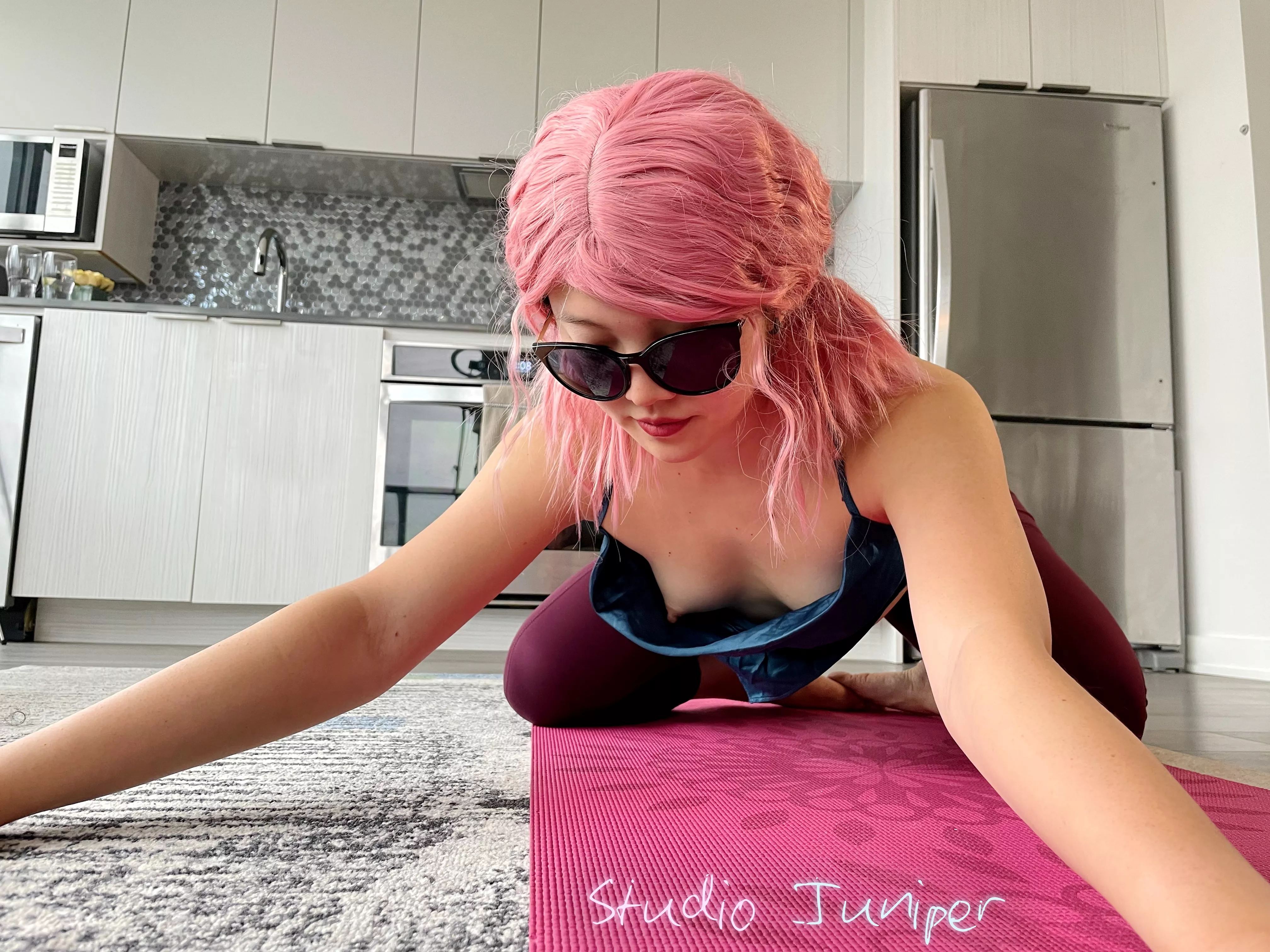 A little morning yoga posted by studio_juniper