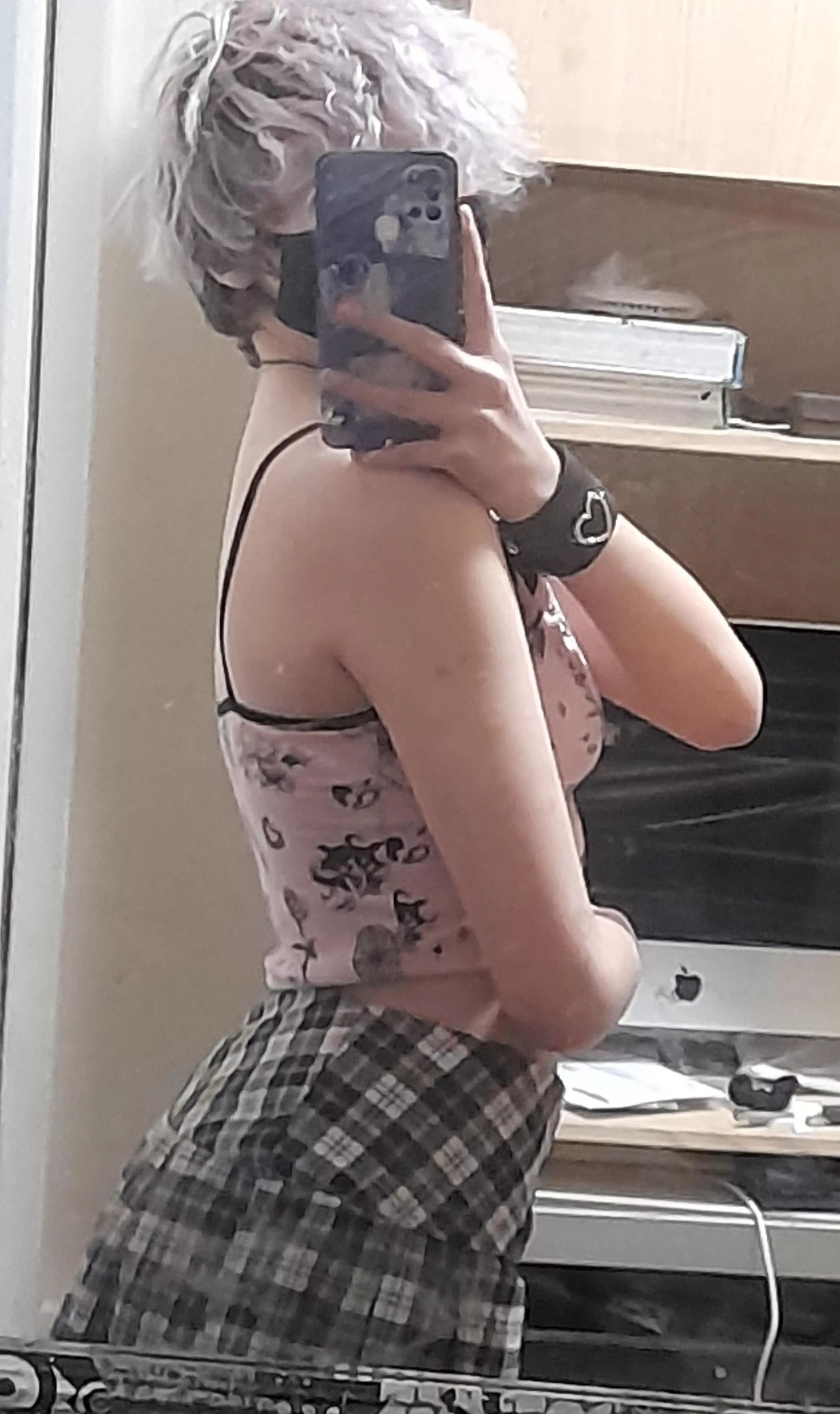 apologies for the many imperfections in this picture! i just liked the pose -3- (fixing my hair in a week or so!) posted by ulyvanosk