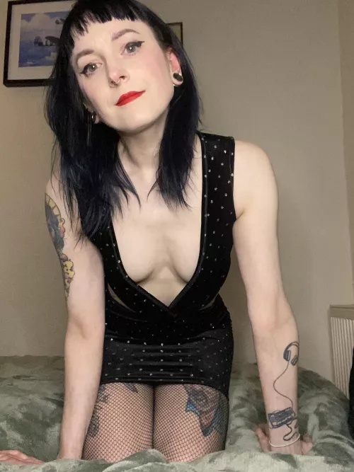 Blue bangs by Outside_Ad4957