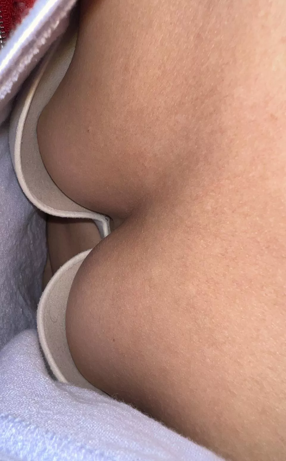 Bra gap is real when leaning forward 😆 posted by Easy-Beginning-6066