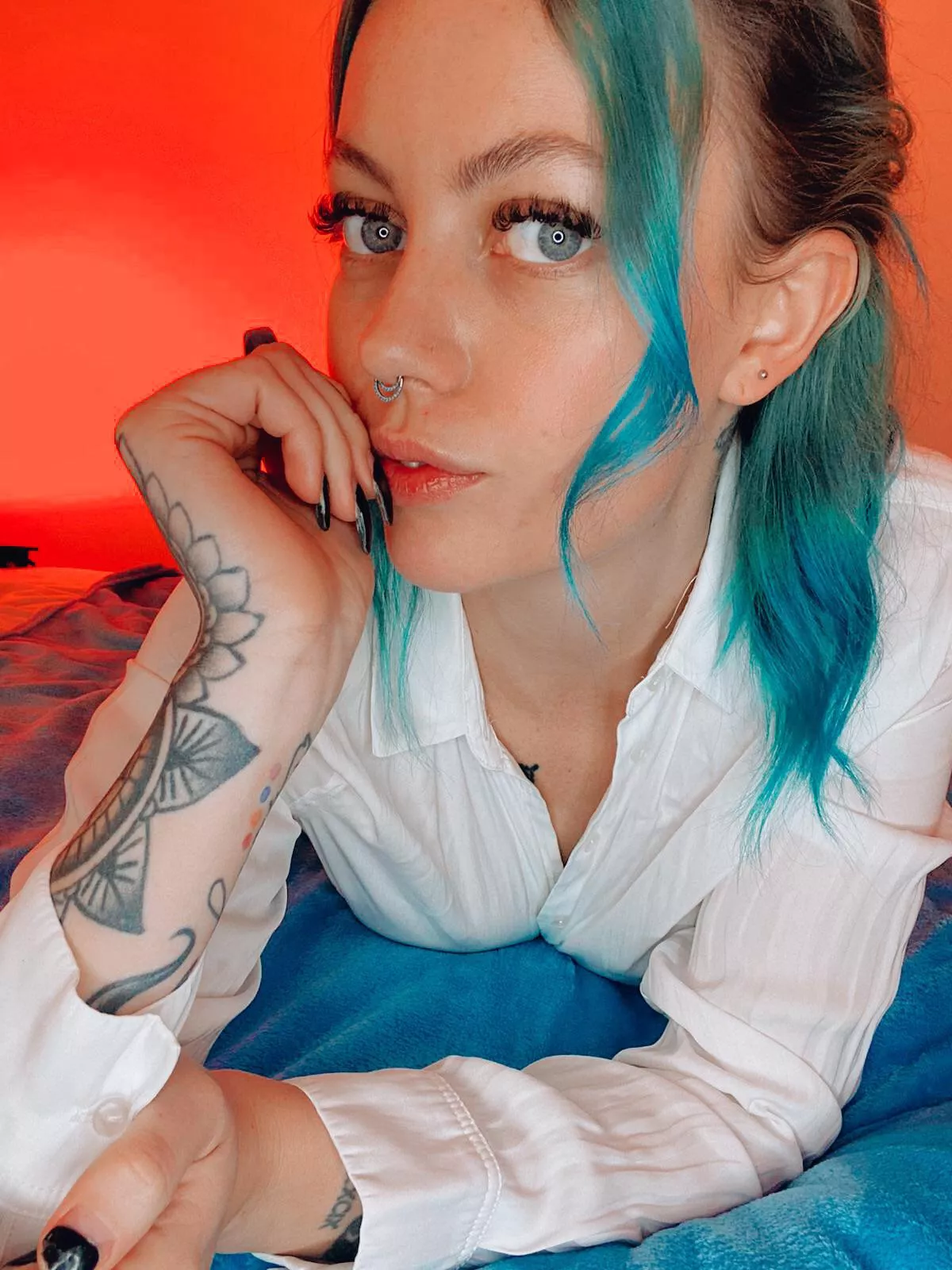 Can I pull off the secretary look? 🙈 posted by SirEnvironmental5796