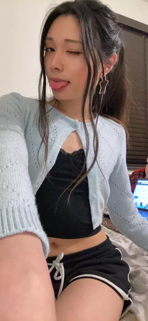 Close up by SailorDae