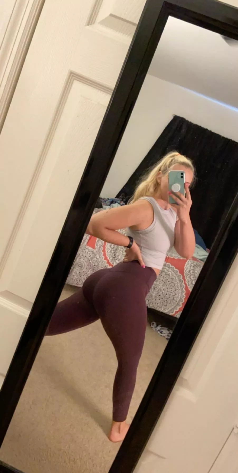 College volleyball players are the best…. We like to be on our knees & play with balls😈💦 posted by naughtyblonde7