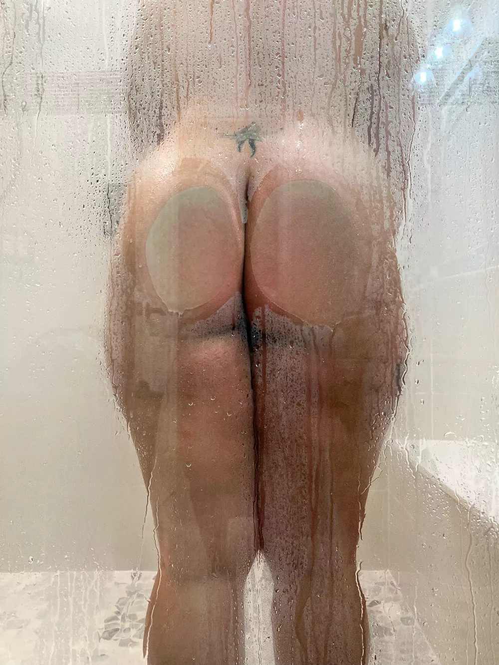 Come wash my body for me! posted by bootynthebeard69