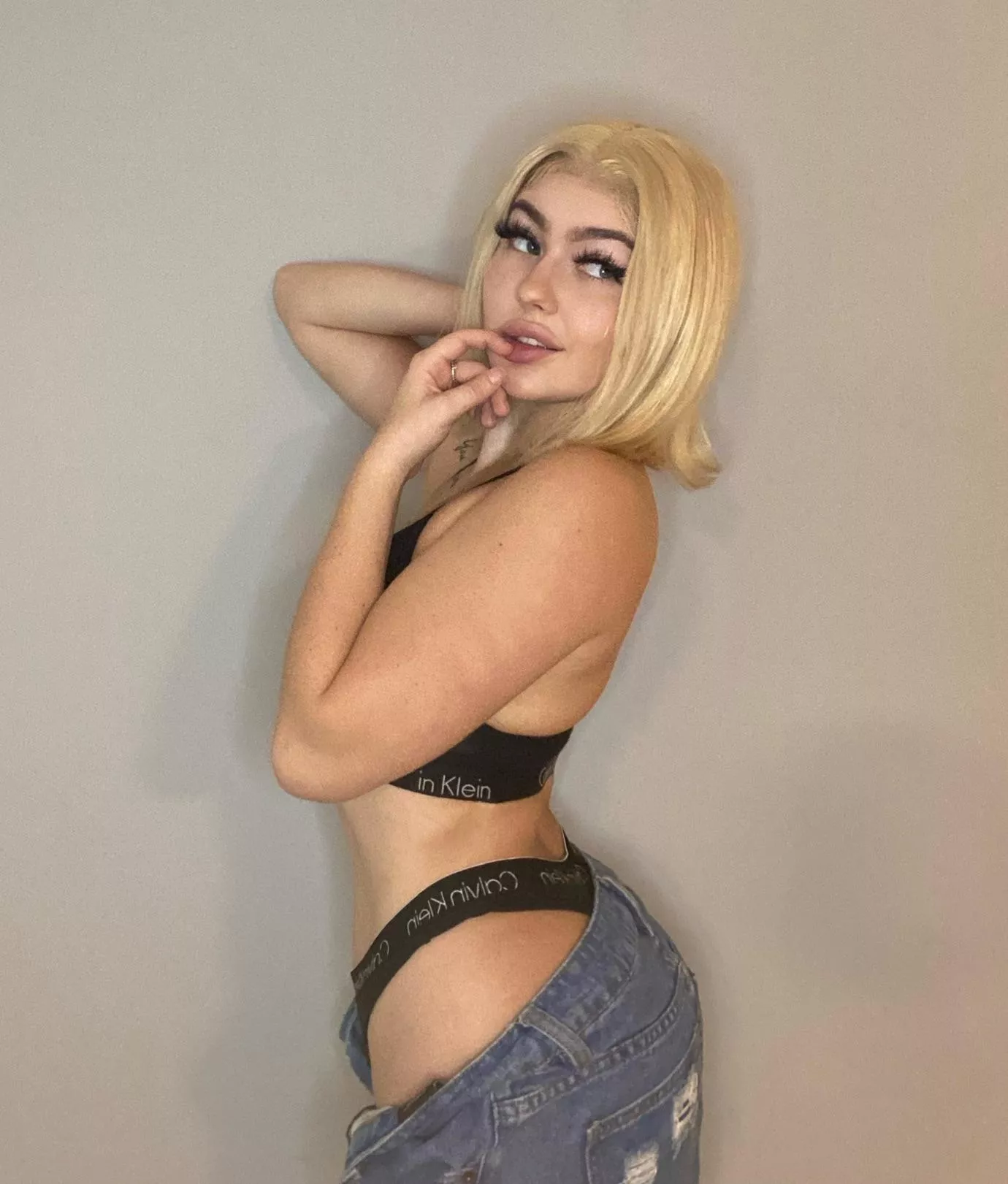 Do I make you hard? posted by Hornyfuckdolll