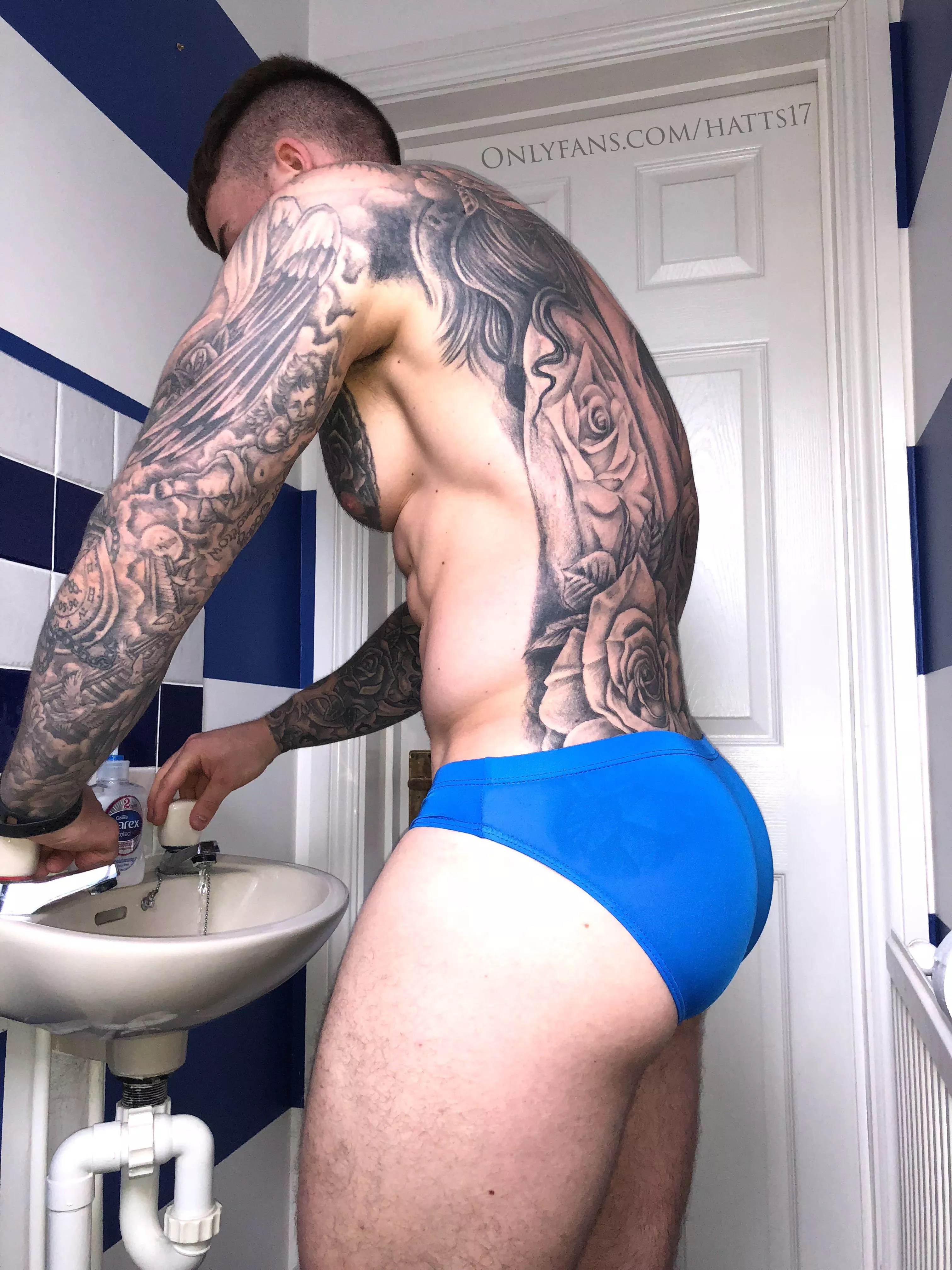 Drip drip 💧 posted by Hatts_17