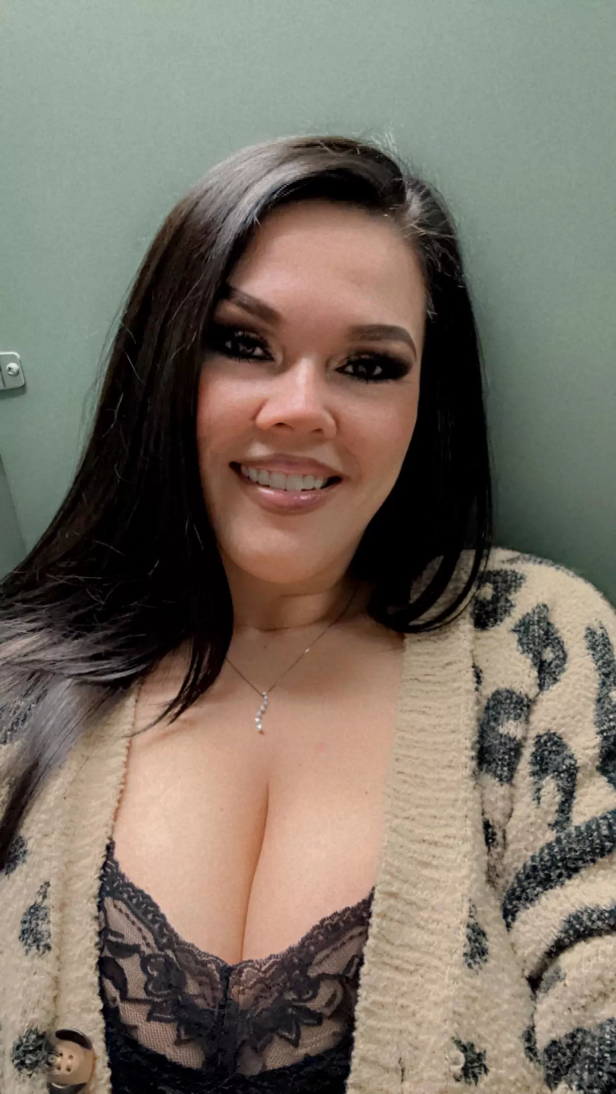 Hey there 😘 35f posted by skgvss596