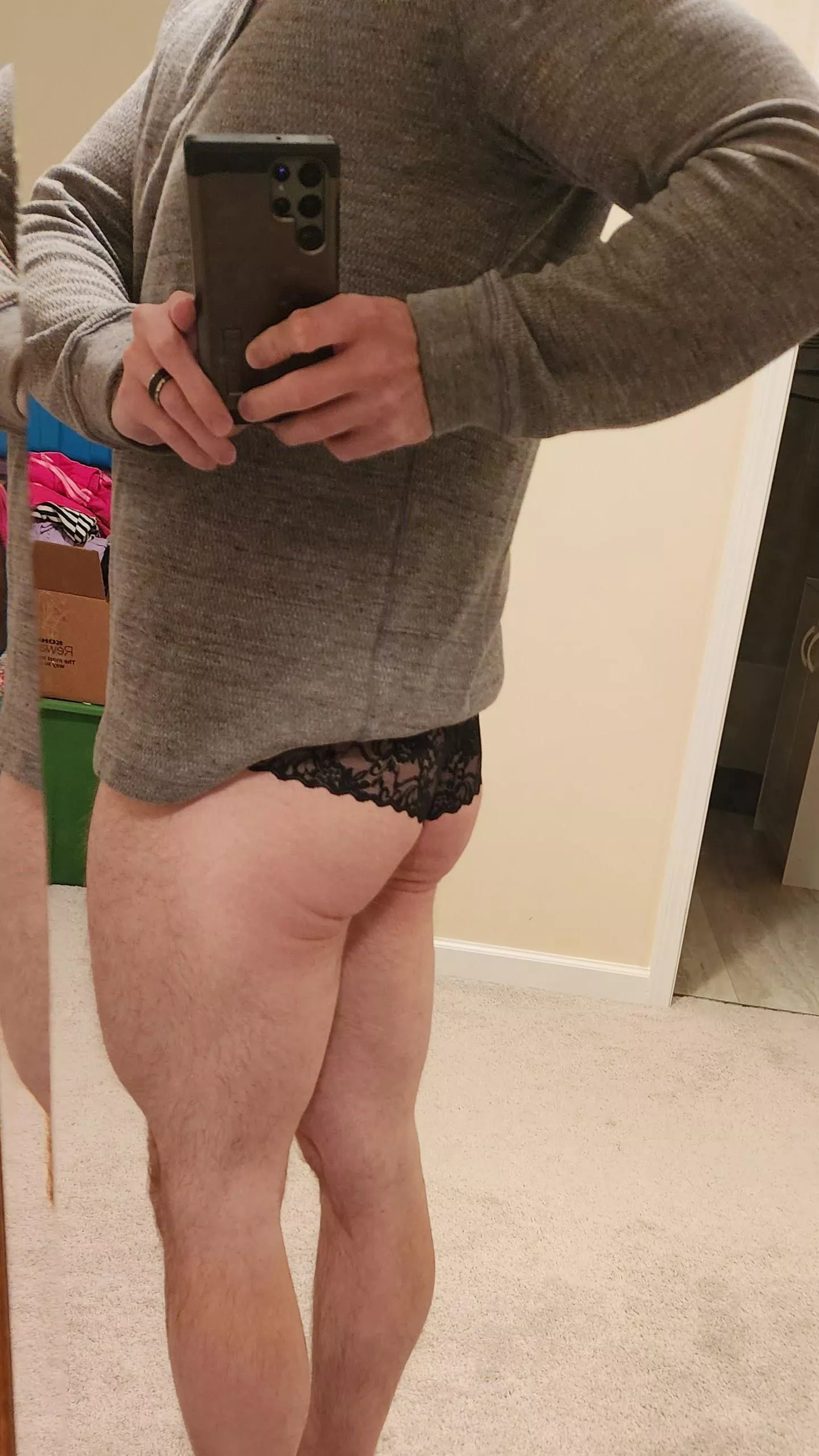 hi ;) posted by Bi_Bottom85