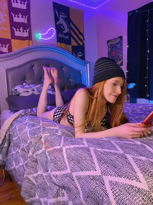 I know you want me in your bed room :3 by NaturallyRedHair