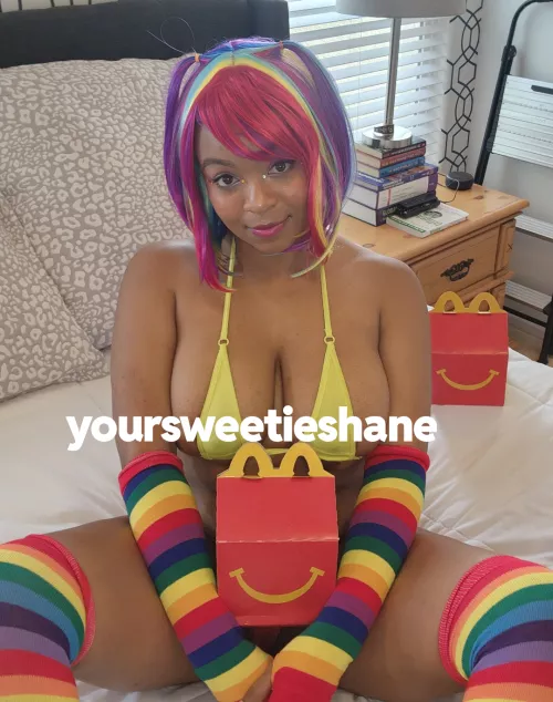 I need someone to feed me by yoursweetieshane