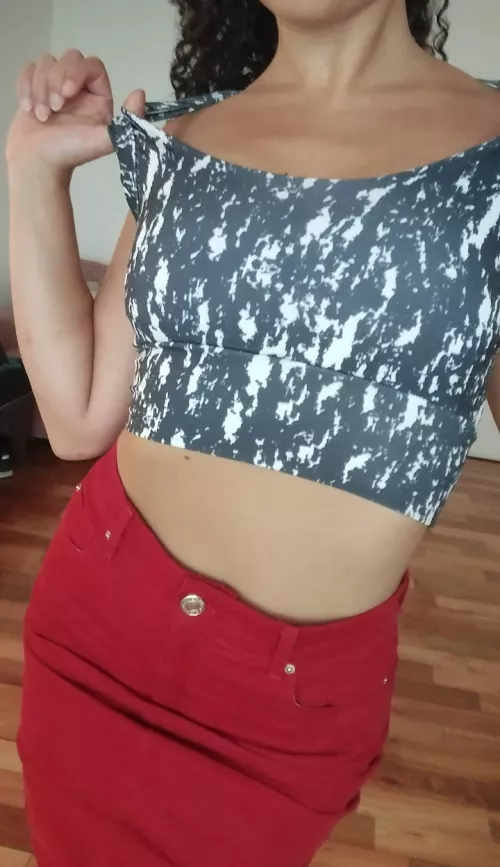 i want a date...🙏 by bruja_bruta