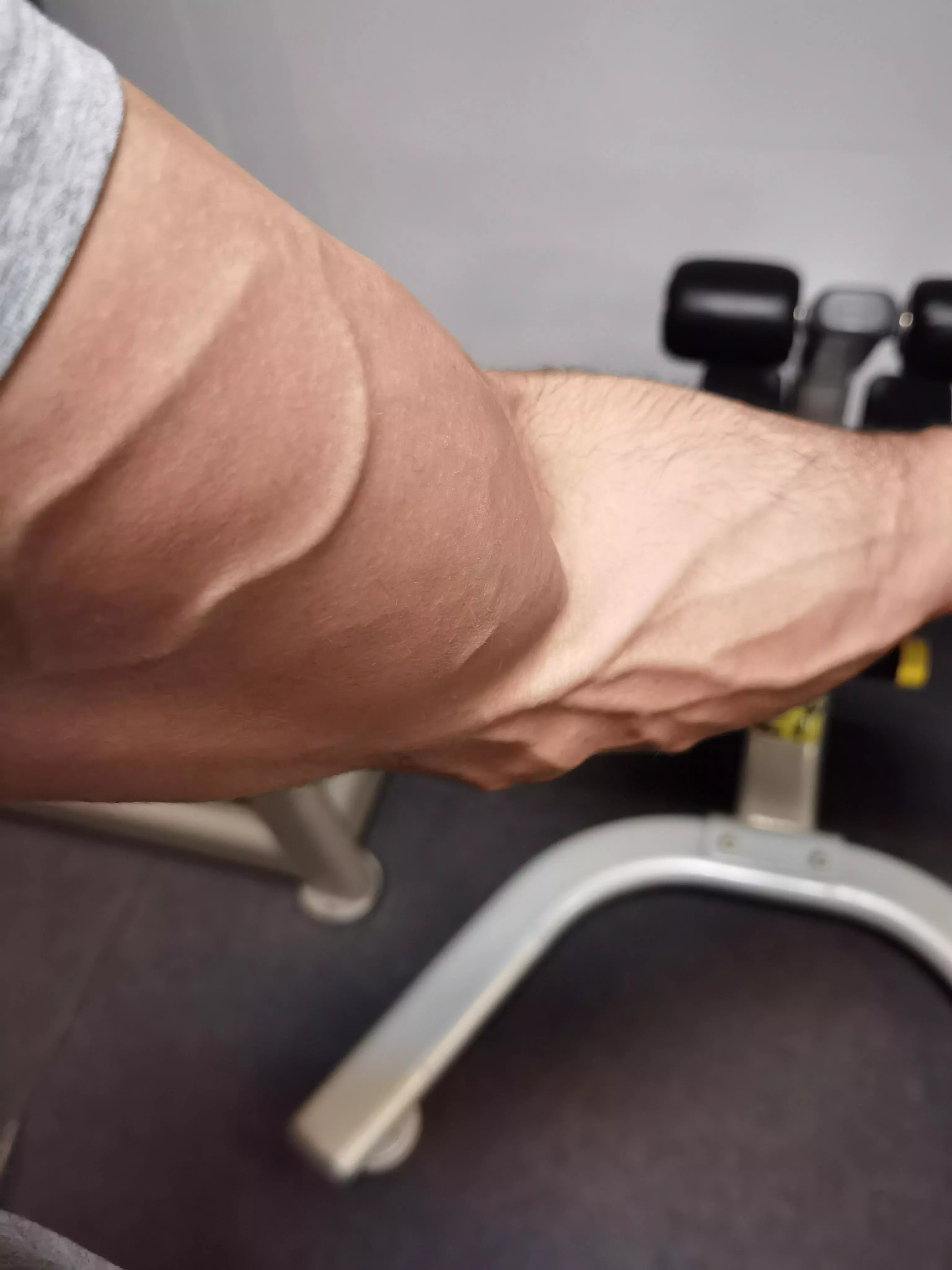 in charge 🔋 posted by emalsworld