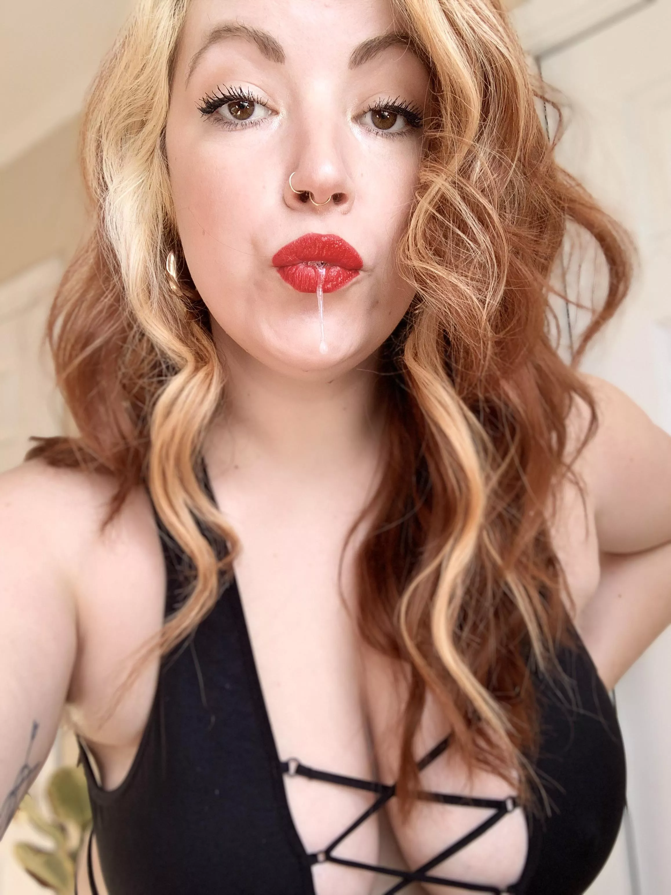 [oc] hope you’re thirsty 💦 posted by MistressEvieLove