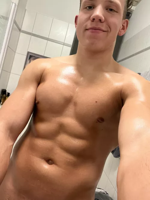 Oily boy 🙈🙈❤️ by Henry3182