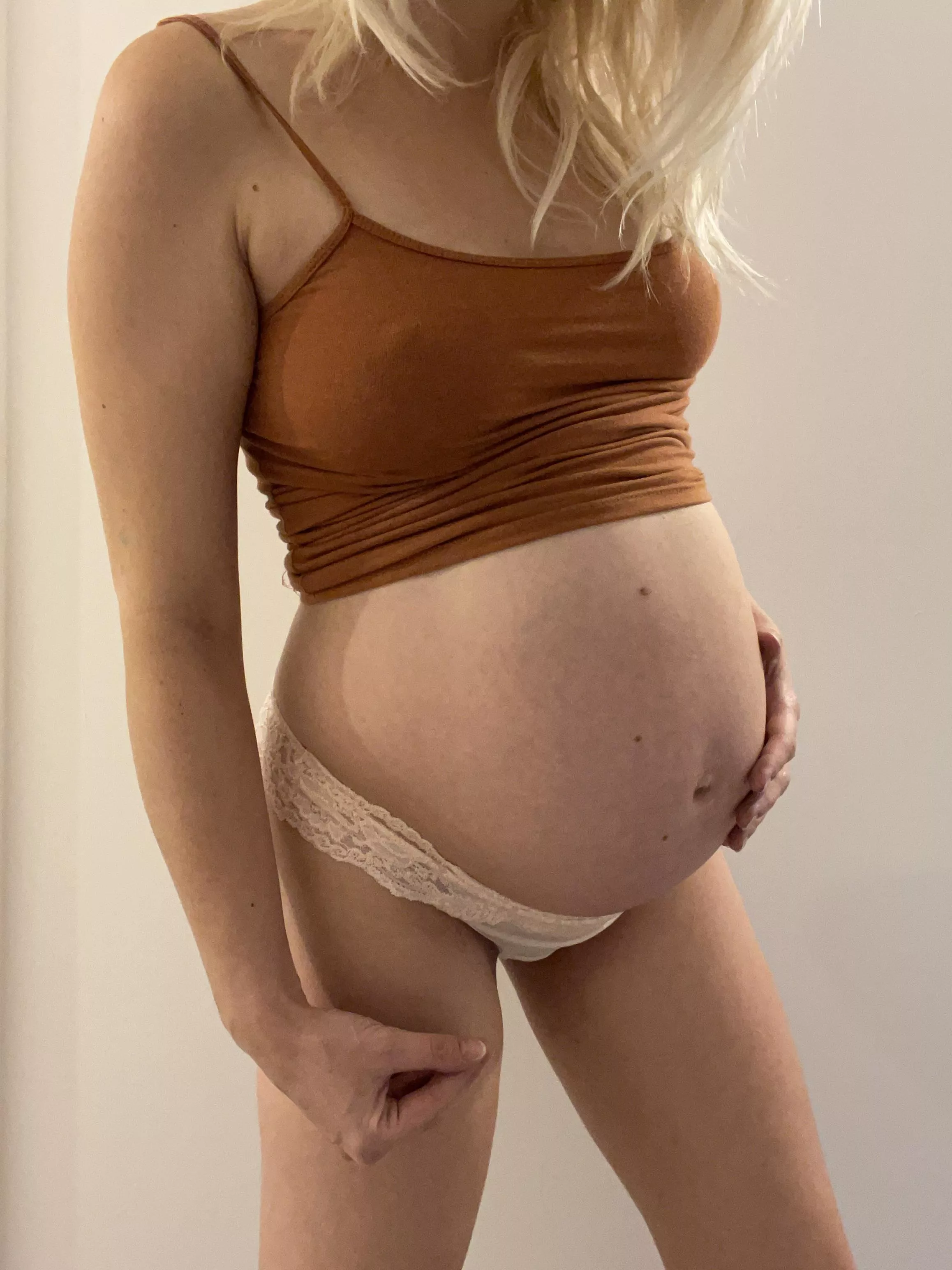 Ready to play with me?? Come … 😈😈💋 posted by preggo_mammaa