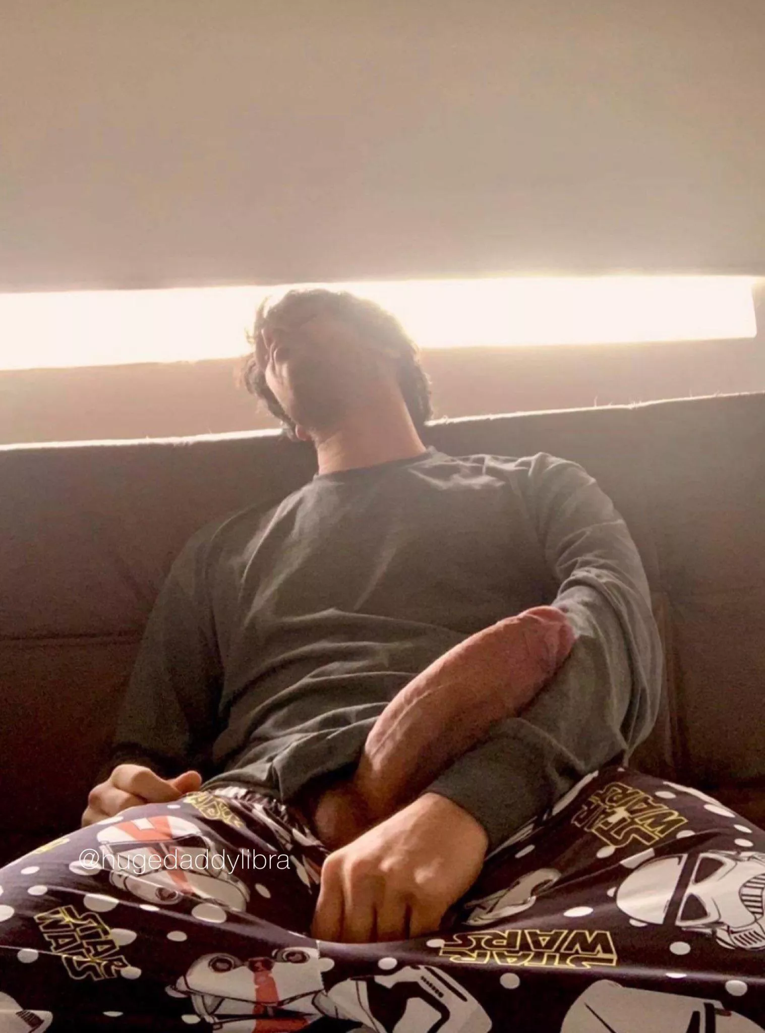 Thick enough? 🐴 posted by hugelibradaddy