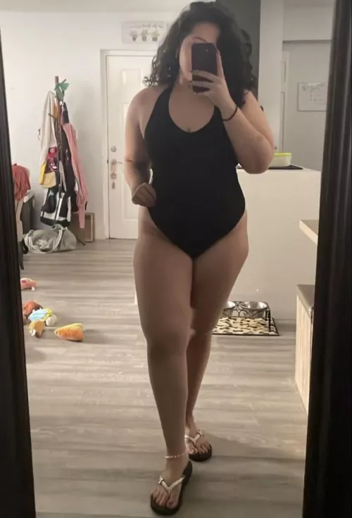 Thick juicy Colombian by knightplaya