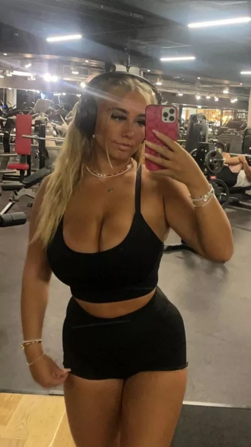 wanna join me 😏 by graciedel