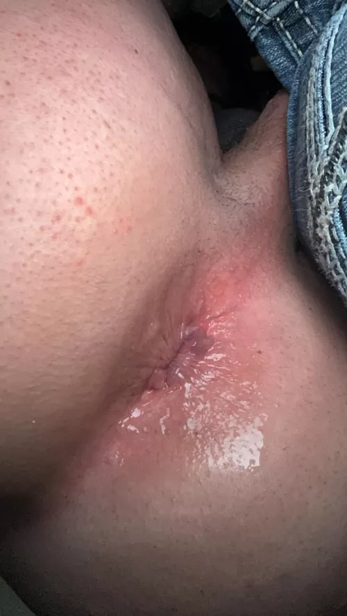 [22] with a wet hole. chat or ask for 👻 by itsmemileycyrus