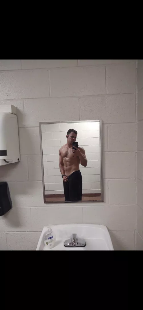 35 [m] fighting off the dad bod by Significant-Ad824