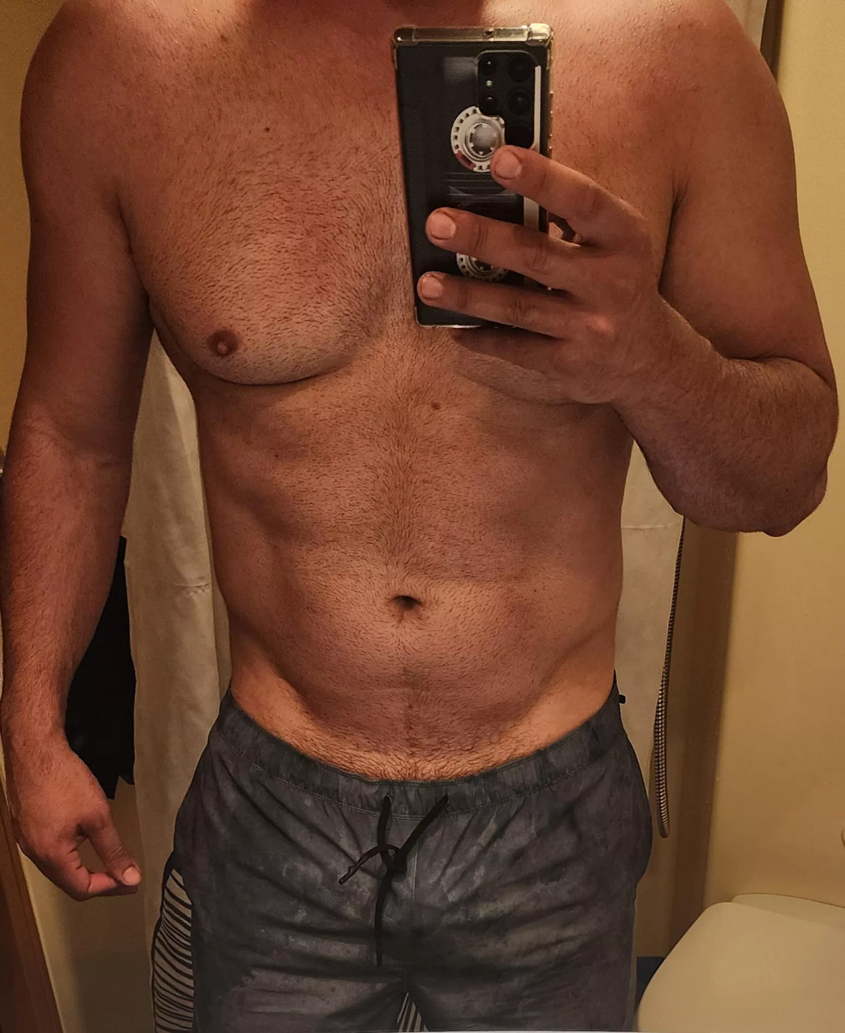 [42] Tell me you have fit older guy kinks by showing and not telling. posted by jlimitless84